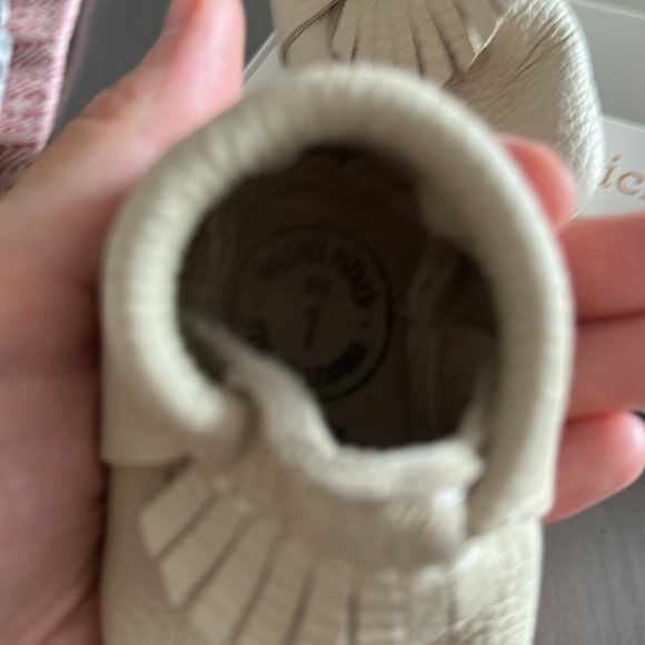 Cream City Mocc Freshly Picked Size 1 - Picture 4 of 8